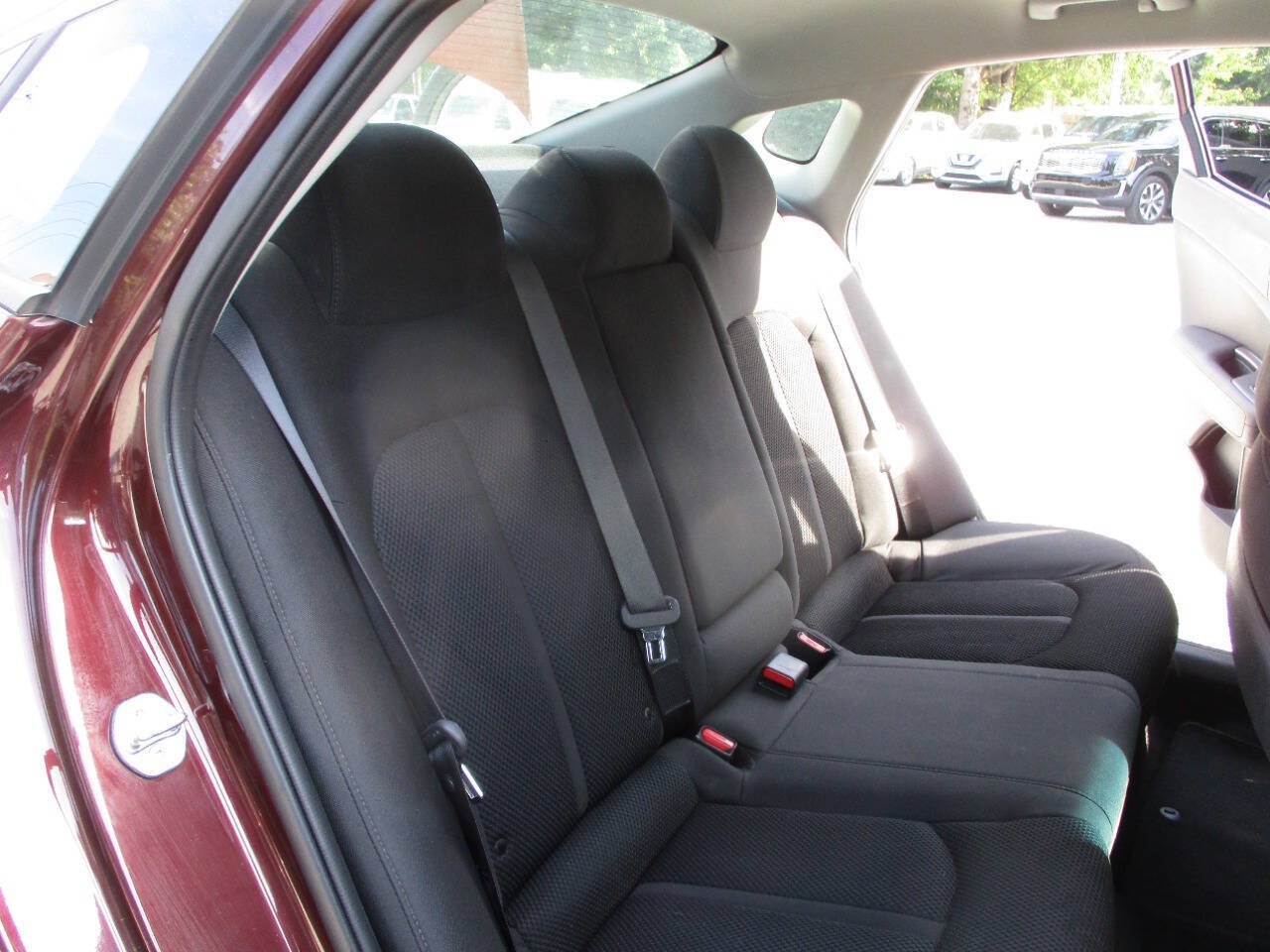 Used 2020 Kia Optima LX FWD image 26