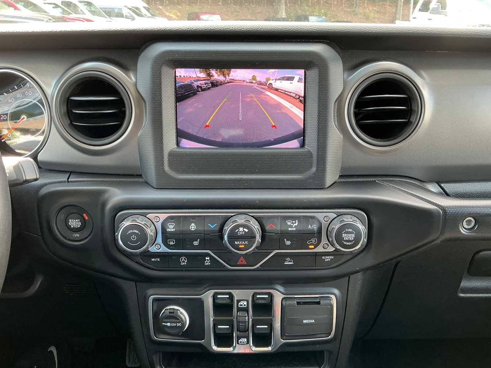 Used 2023 Jeep Wrangler Unlimited Sport AWD/4WD image 19
