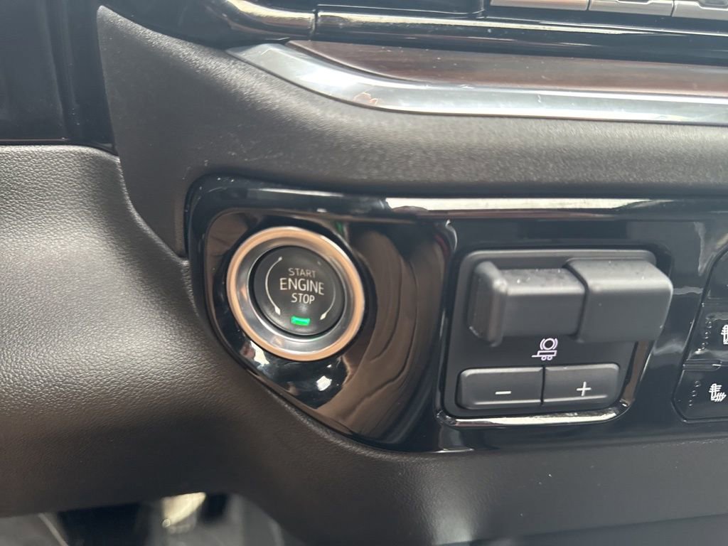 Used 2025 GMC Sierra 2500 SLT image 24