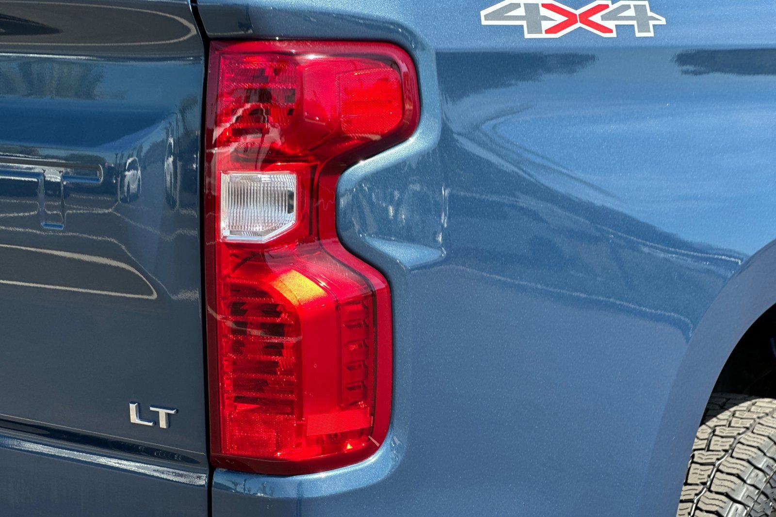 Used 2024 Chevrolet Silverado 1500 LT w/ Convenience Package II image 37