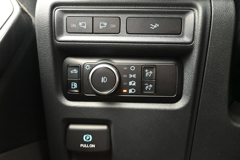 Used 2022 Ford F150 XLT w/ Equipment Group 302A High AWD/4WD image 16