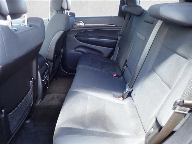 Used 2015 Jeep Grand Cherokee Laredo w/ Quick Order Package 23E AWD/4WD image 9