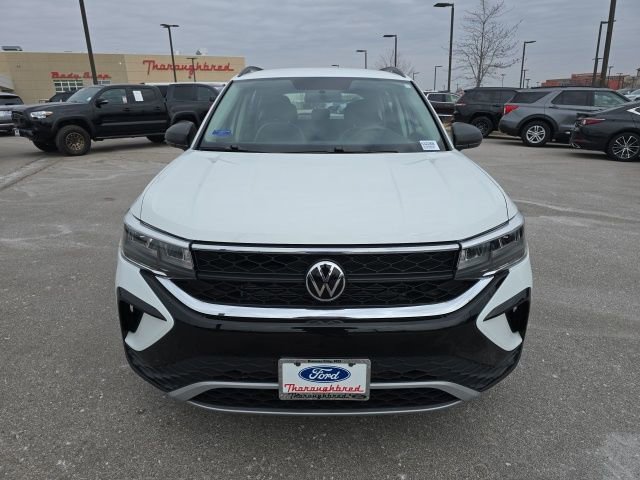 Used 2022 Volkswagen Taos S image 8