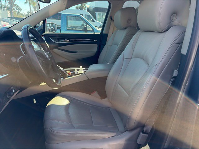 Used 2020 Buick Enclave Essence w/ Sound and Sites Package FWD image 12