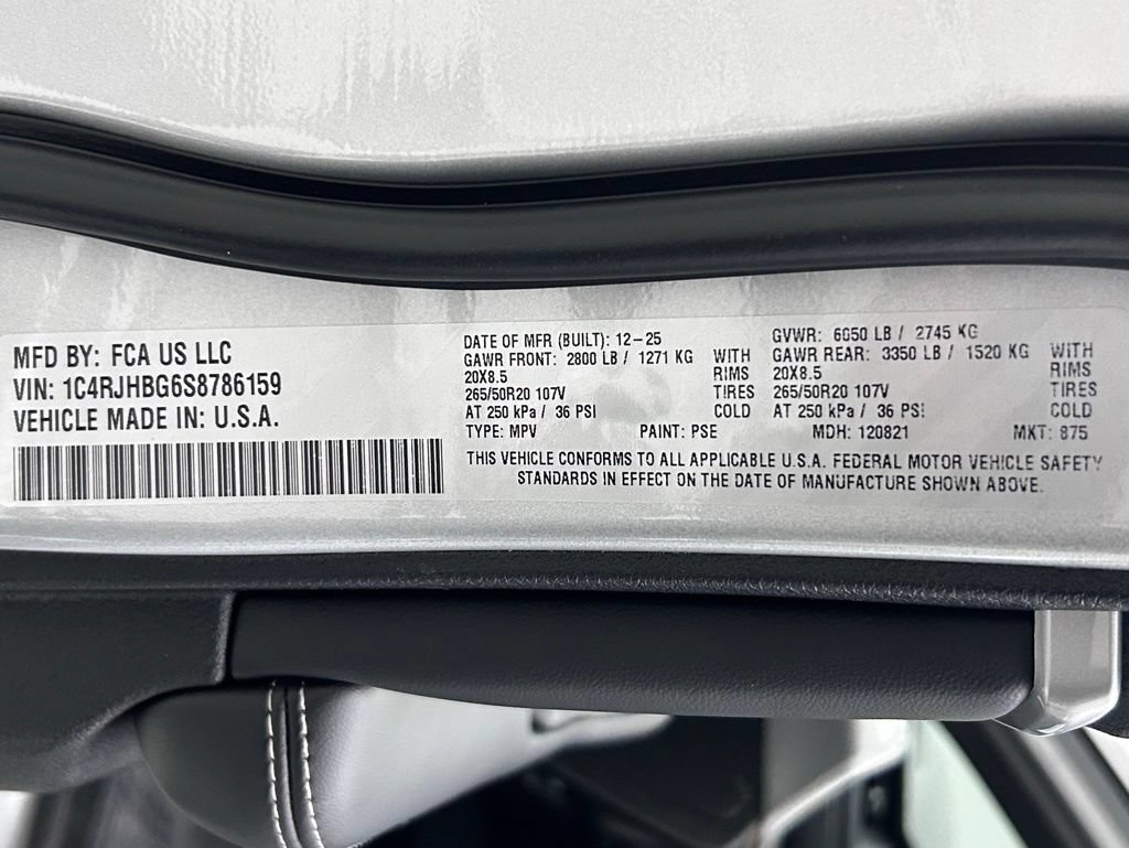 New 2025 Jeep Grand Cherokee Limited AWD/4WD image 24