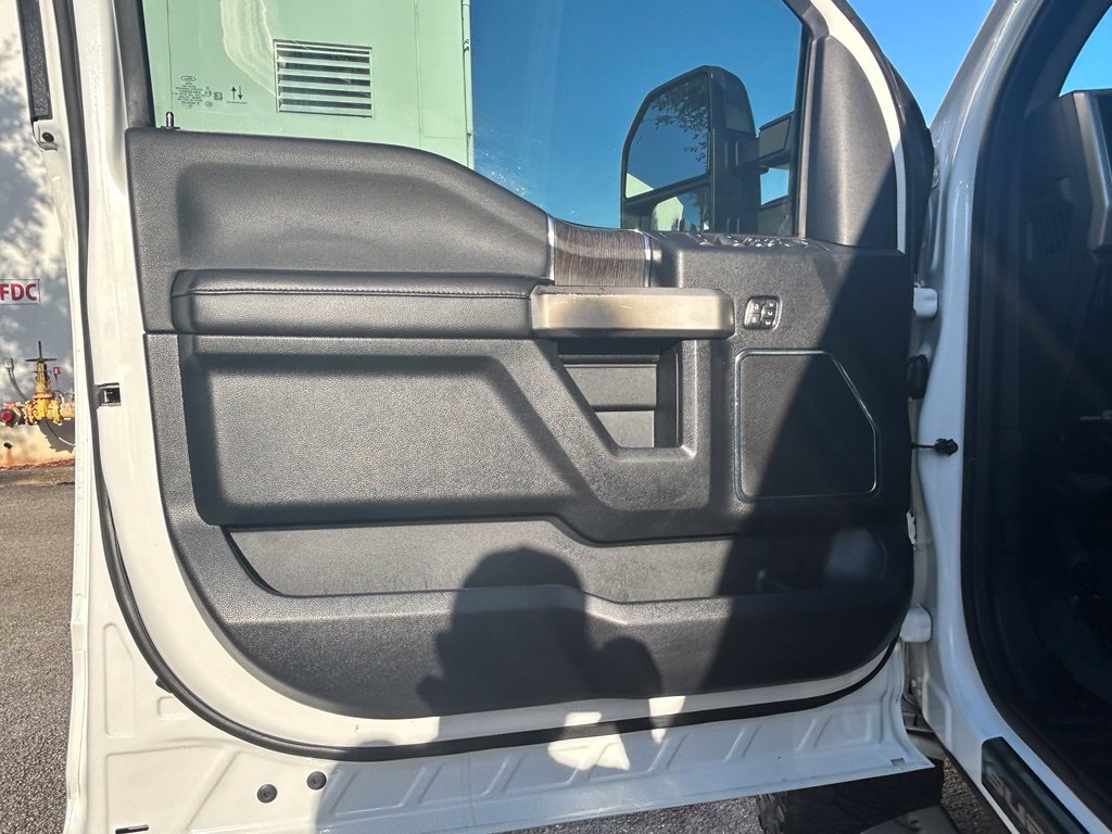 Used 2021 Ford F250 Lariat AWD/4WD image 35