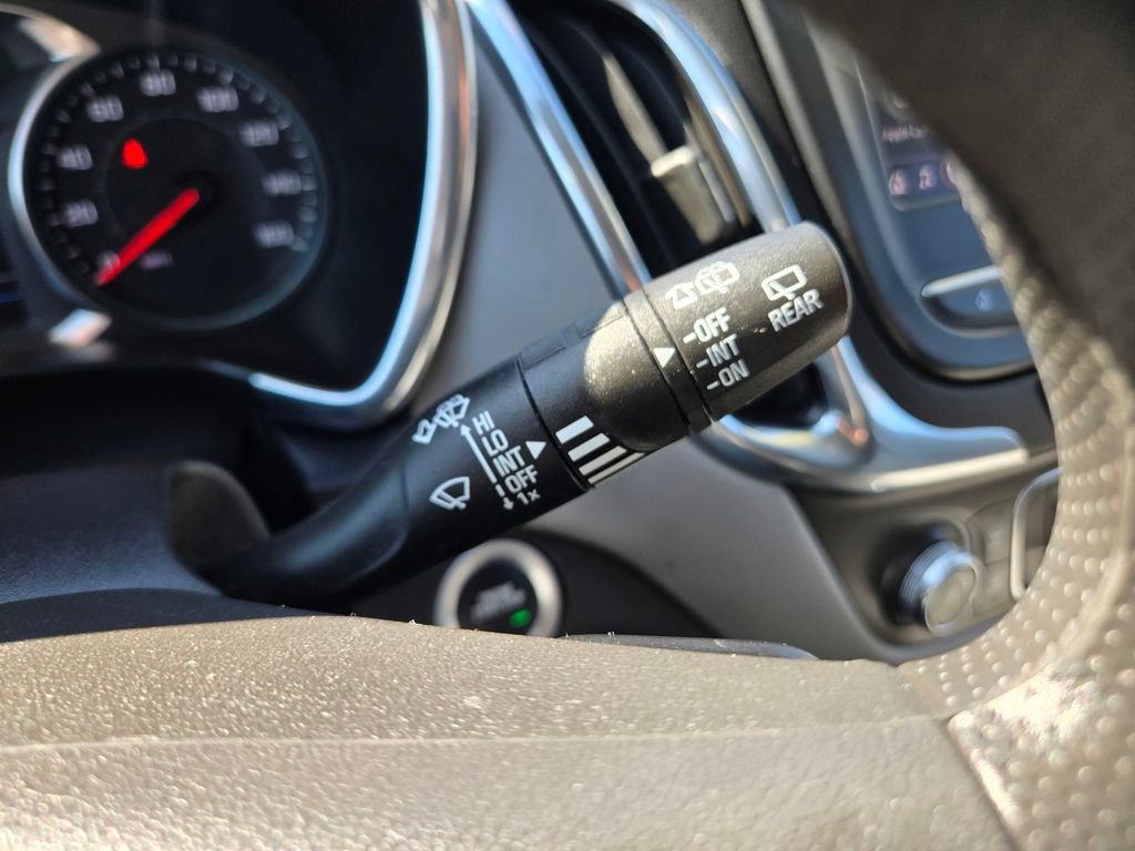 Used 2023 Chevrolet Equinox LS w/ LS Convenience Package image 20