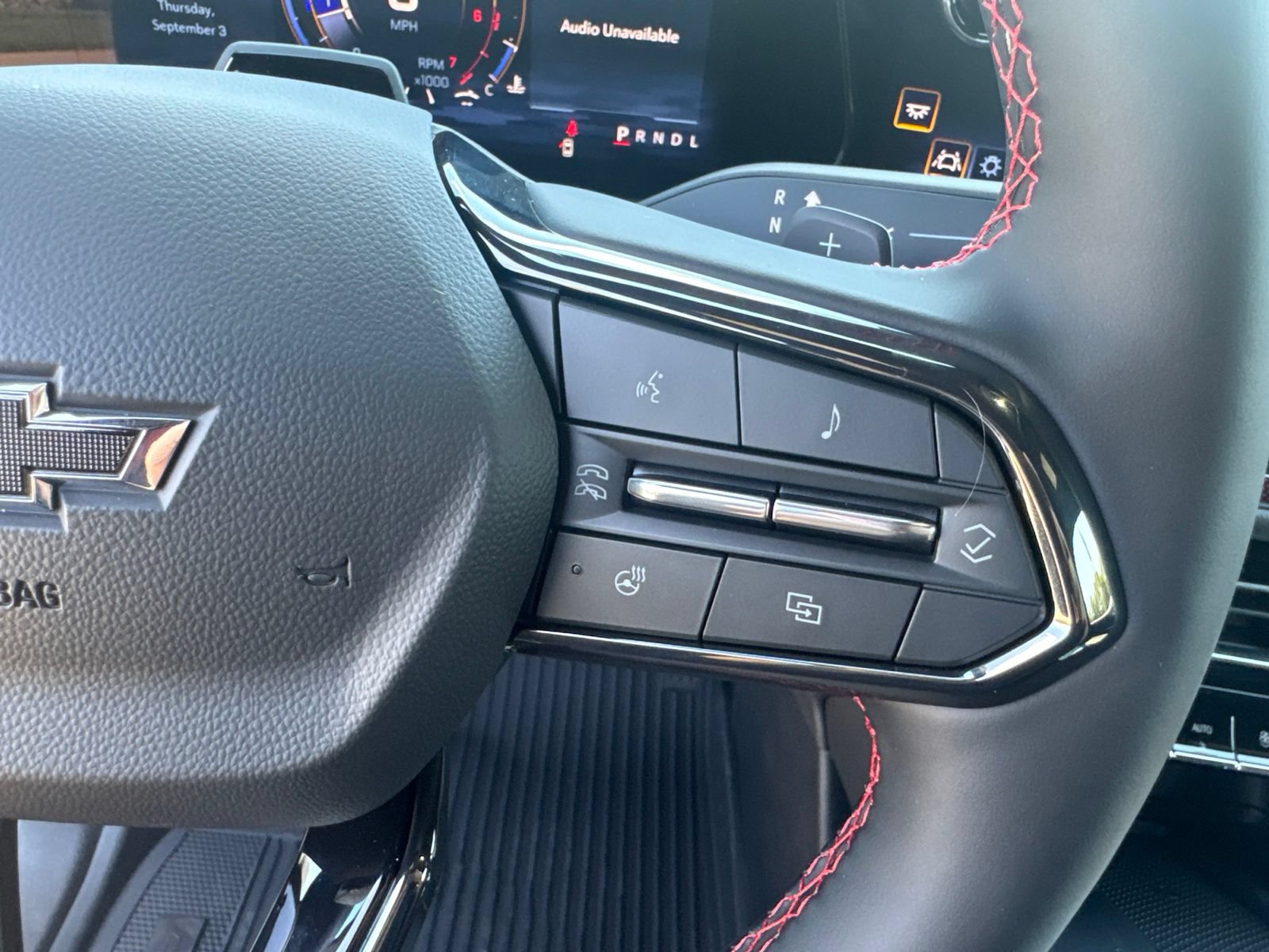 New 2027 Chevrolet Traverse RS w/ LPO, Floor Liner Package AWD/4WD image 25