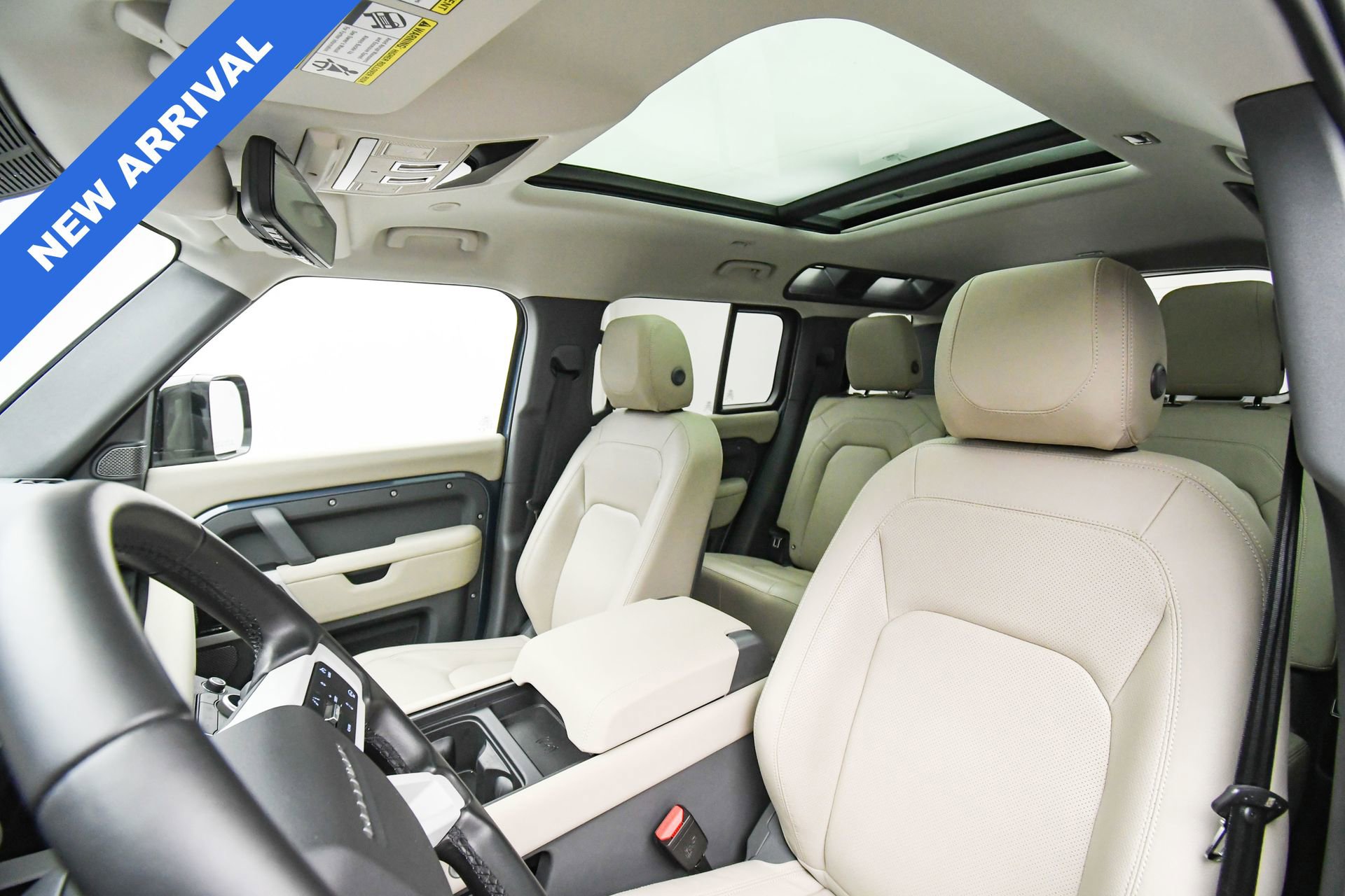 Used 2024 Land Rover Defender 110 S image 48