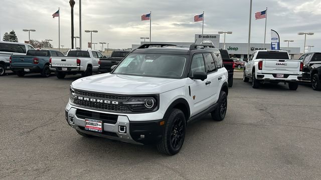 Used 2025 Ford Bronco Sport Badlands image 8