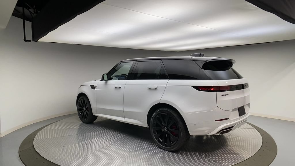 Used 2023 Land Rover Range Rover Sport SE Dynamic AWD/4WD image 6