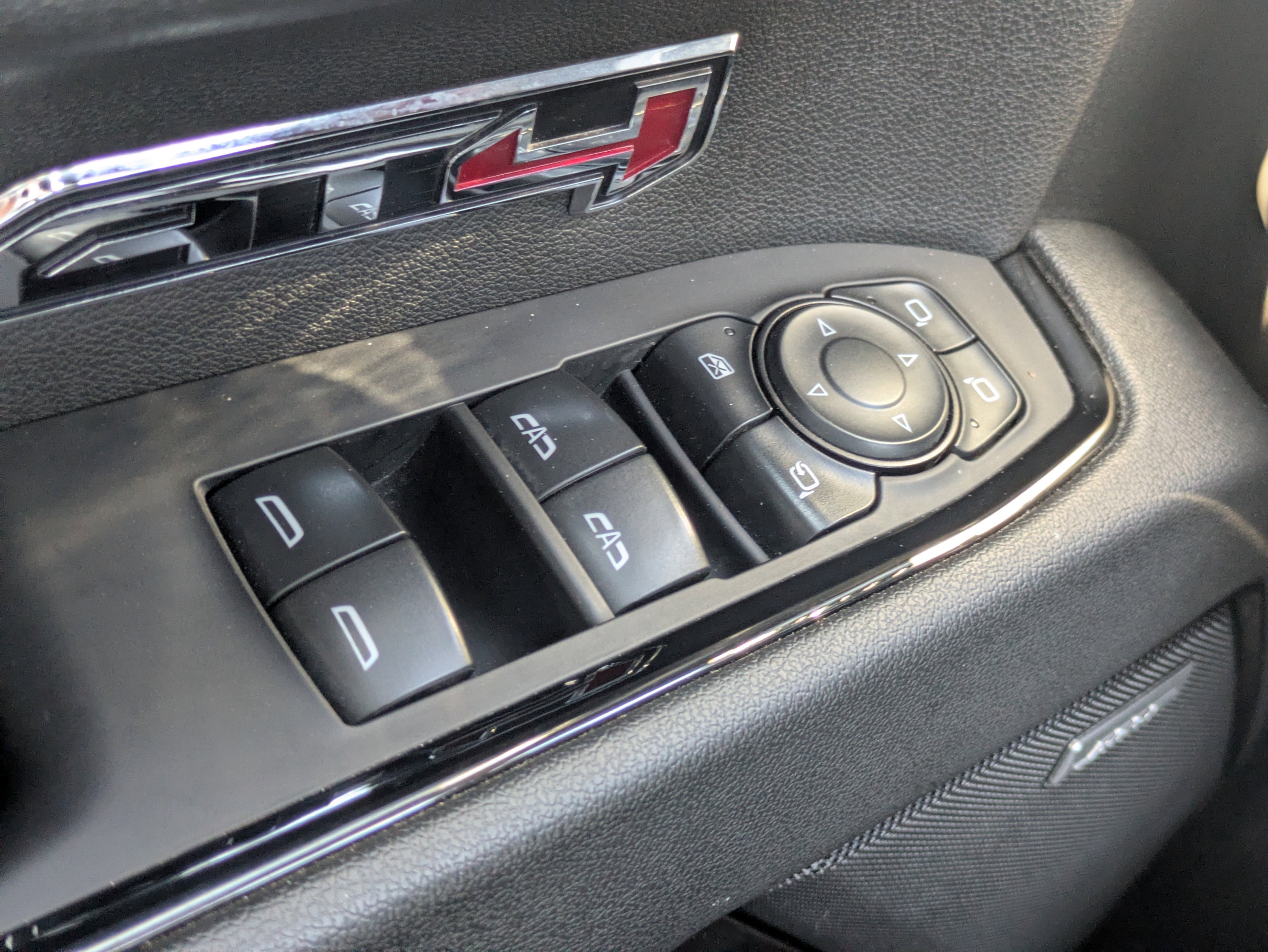 Used 2024 GMC Sierra 1500 AT4 w/ Technology Package image 14