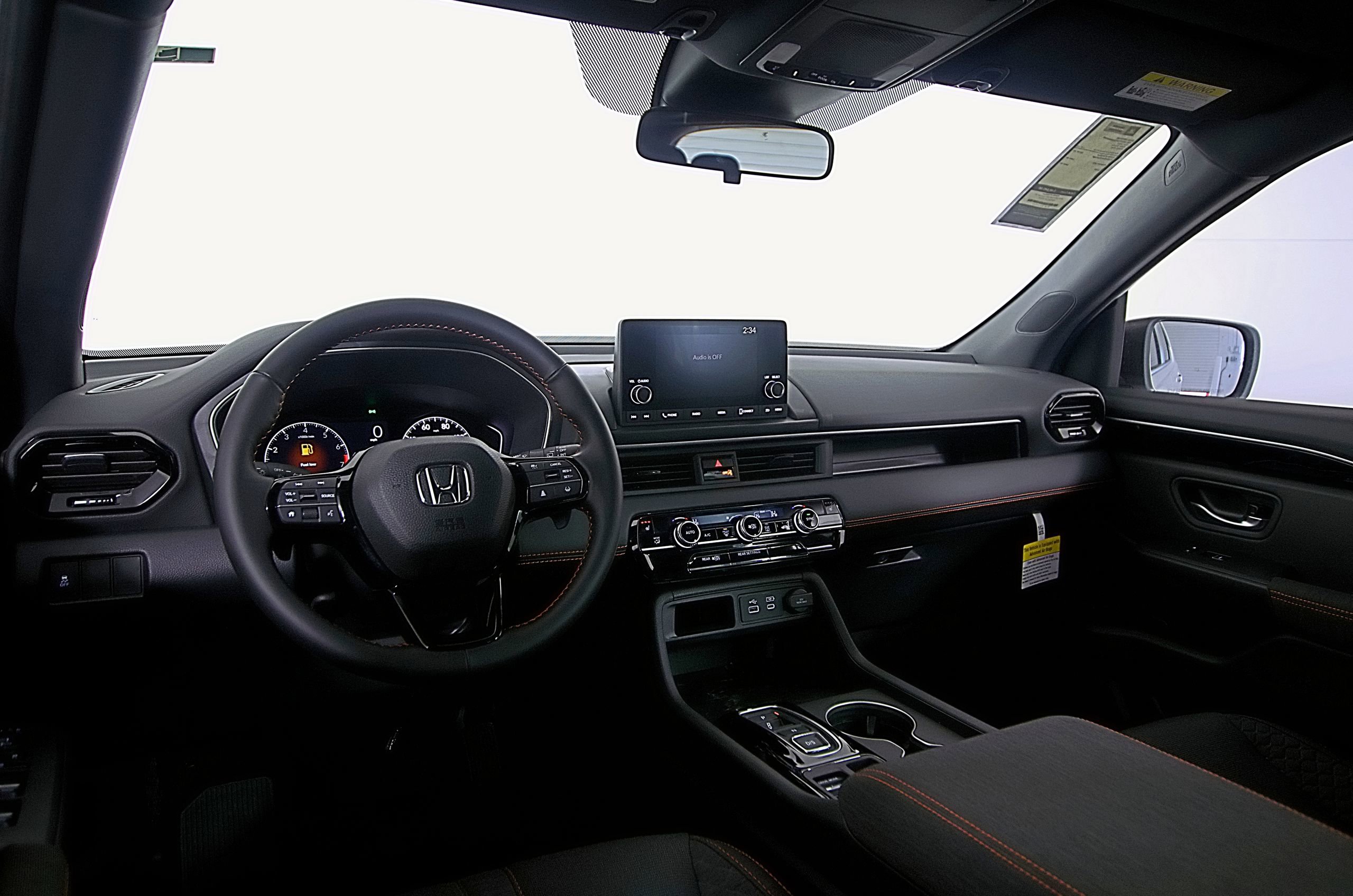 Used 2025 Honda Pilot Sport image 12