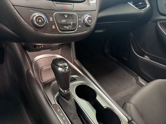 Used 2016 Chevrolet Malibu LT FWD image 21