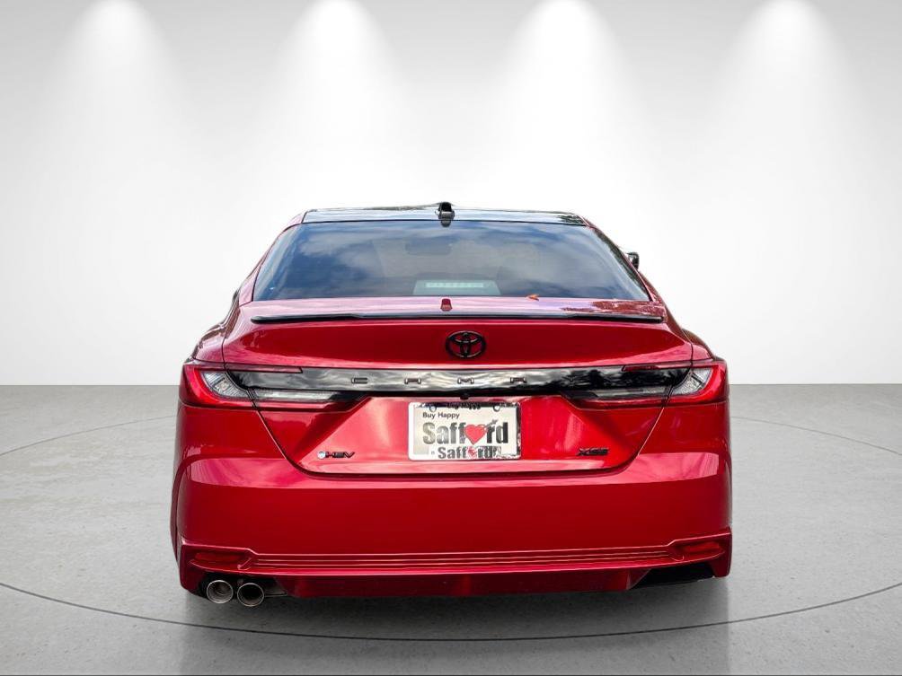 Used 2025 Toyota Camry XSE FWD image 4