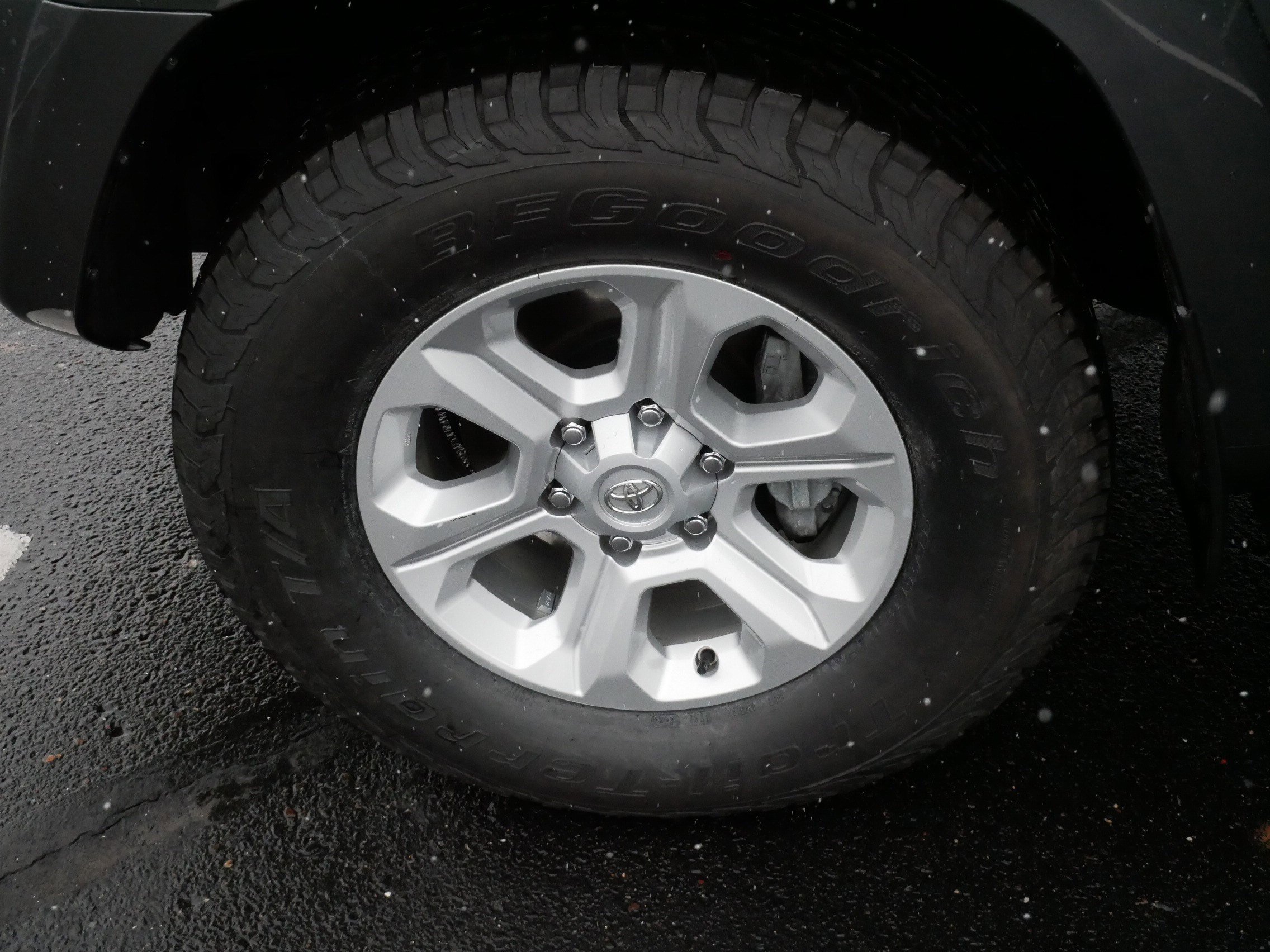 Certified 2022 Toyota 4Runner SR5 Premium w/ Moonroof Package image 15