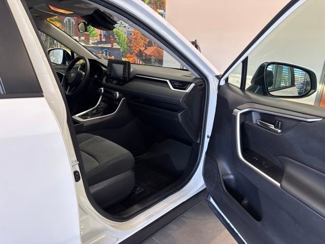 Used 2021 Toyota RAV4 XLE w/ Convenience Package AWD/4WD image 36