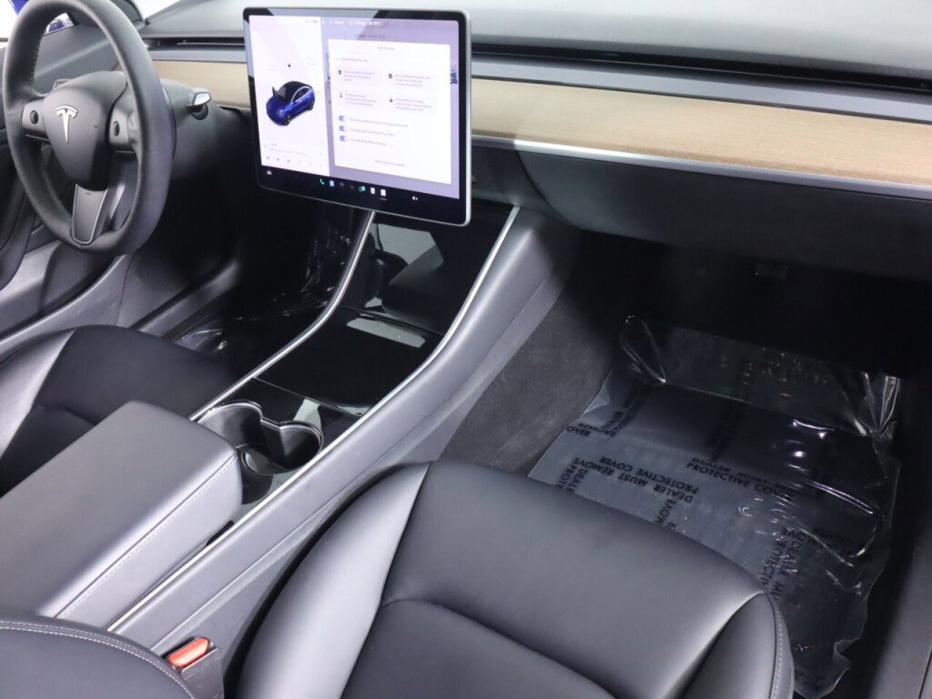 Used 2018 Tesla Model 3 Long Range image 41