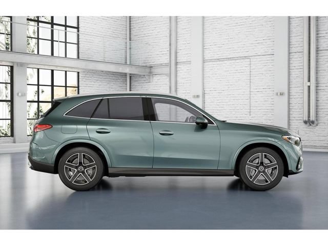 New 2025 Mercedes-Benz GLC 300 image 2