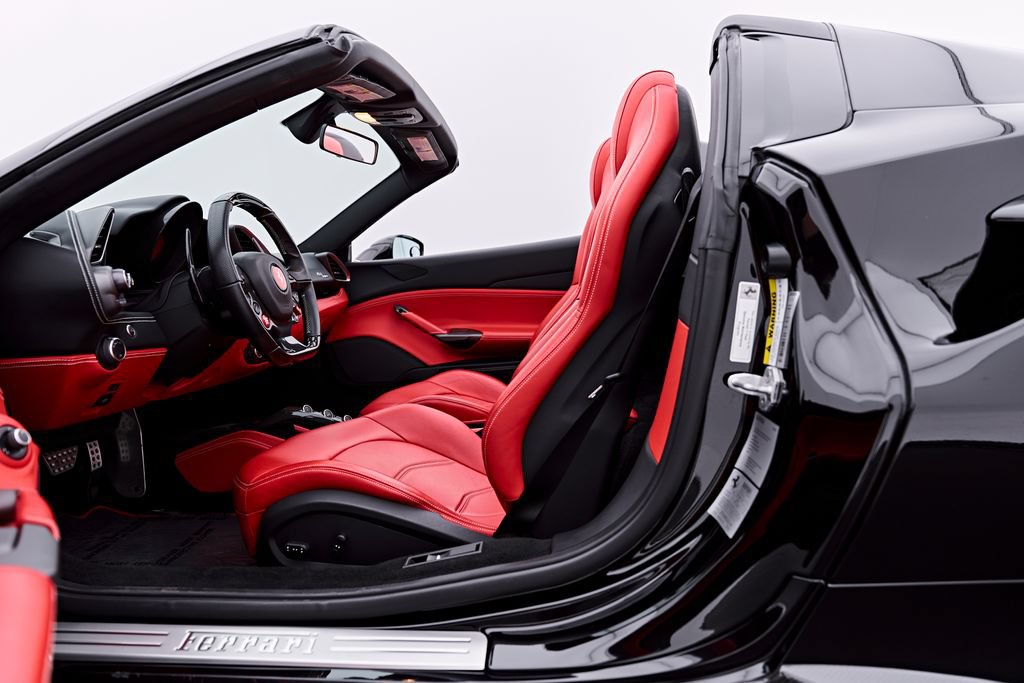 Used 2018 Ferrari 488 Spider RWD image 52