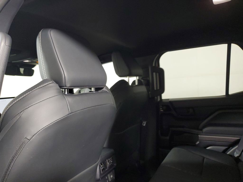 Used 2025 Toyota 4Runner TRD Off-Road Premium image 14