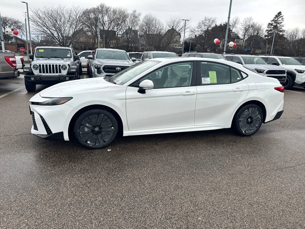 New 2026 Toyota Camry SE image 4