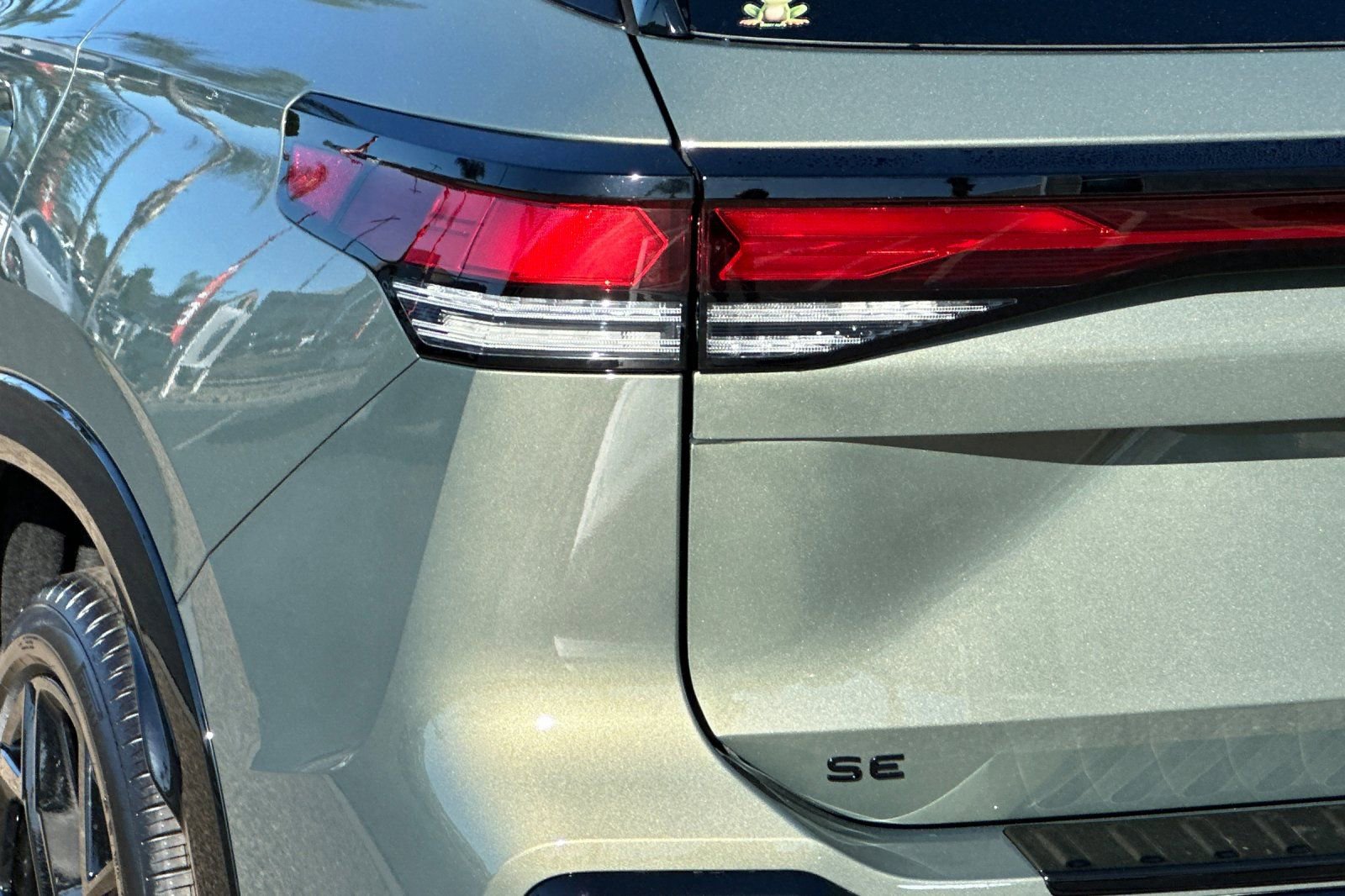 New 2026 Volkswagen Tiguan SE R-Line image 24