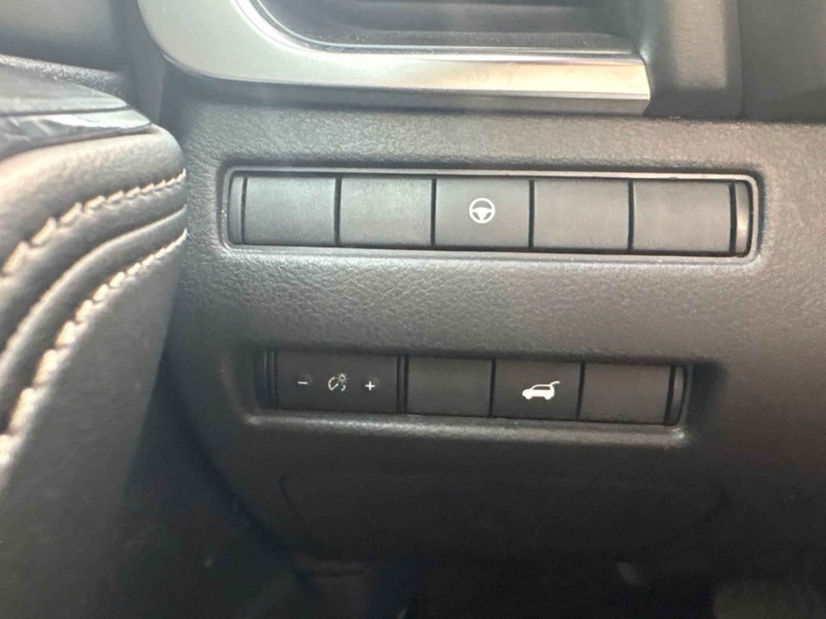 Used 2021 Nissan Rogue SL FWD image 15