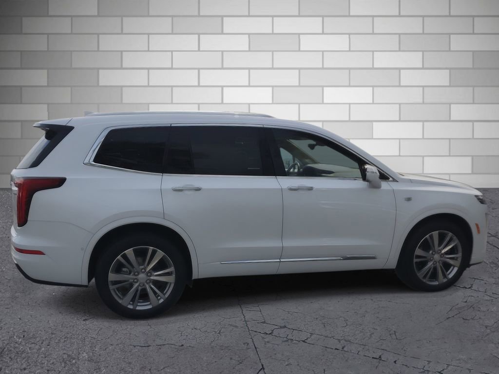 Certified 2024 Cadillac XT6 Premium Luxury w/ Platinum Package image 6