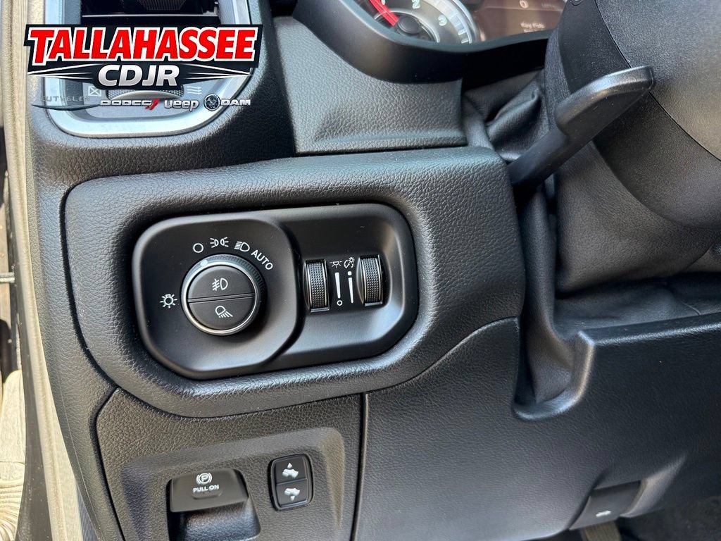 Used 2021 RAM 1500 Laramie AWD/4WD image 34