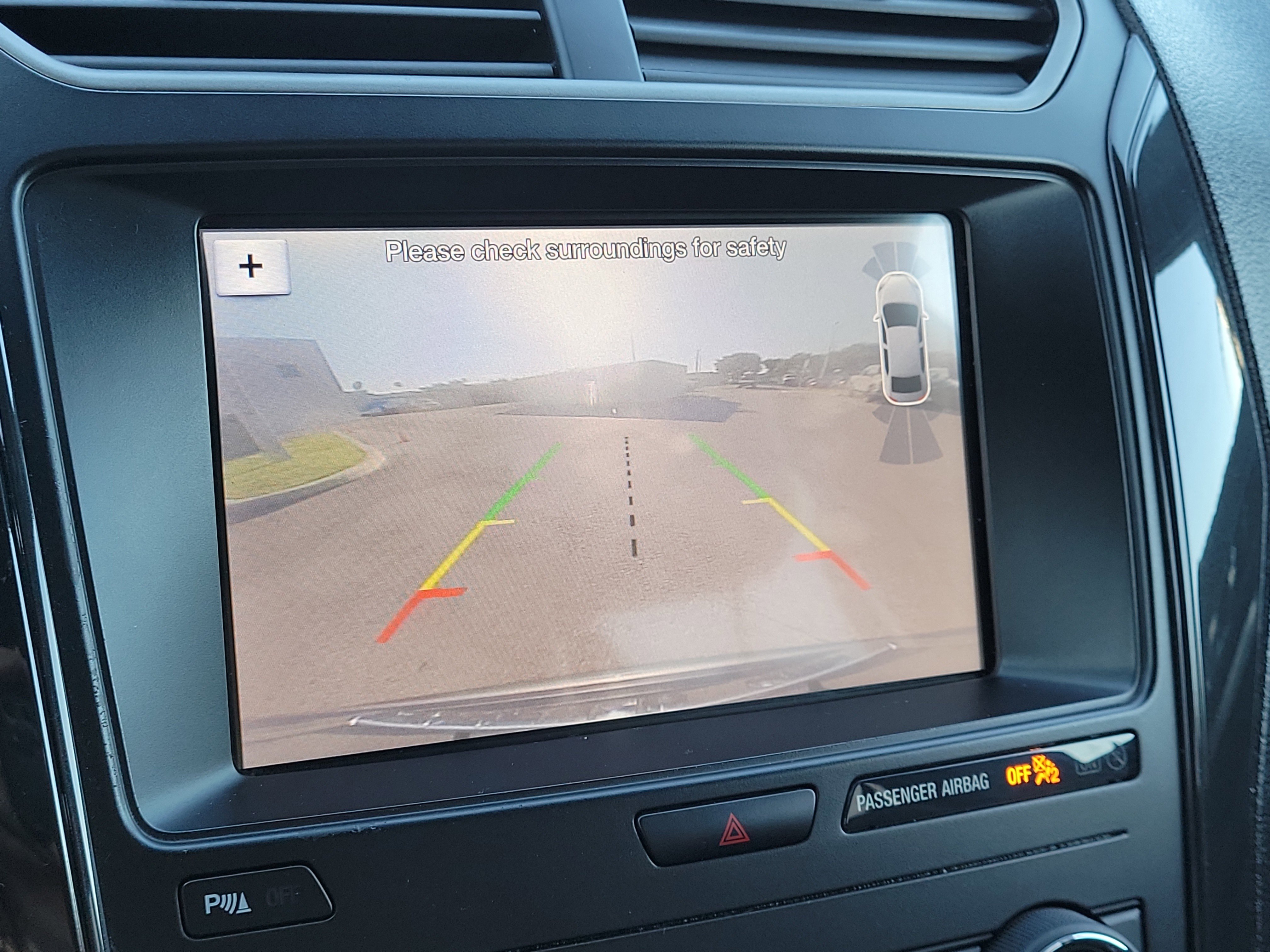 Used 2019 Ford Explorer XLT w/ Equipment Group 202A image 11