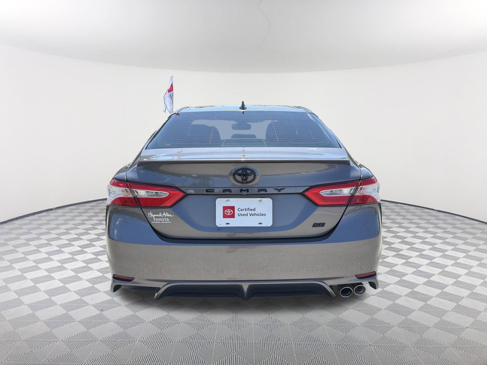 Certified 2020 Toyota Camry SE w/ Convenience Package FWD image 16