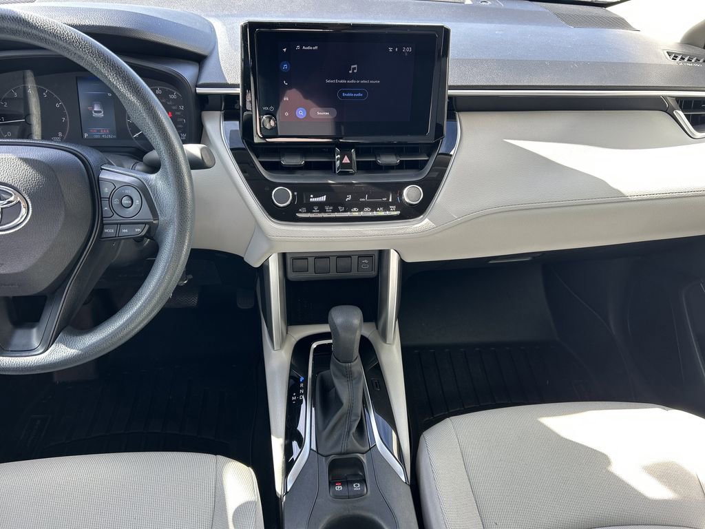 Used 2023 Toyota Corolla Cross L image 15