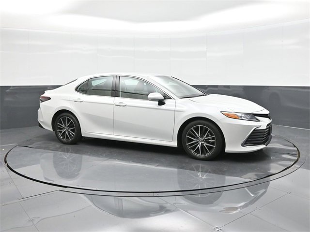 Used 2024 Toyota Camry XLE image 17