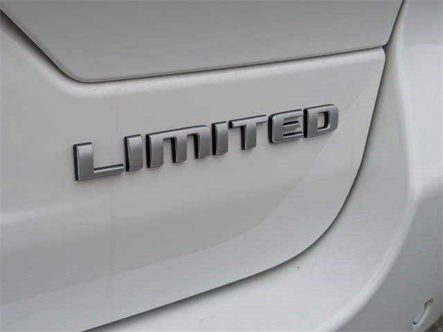 New 2026 Jeep Grand Cherokee Limited w/ Luxury Tech Group II AWD/4WD image 32