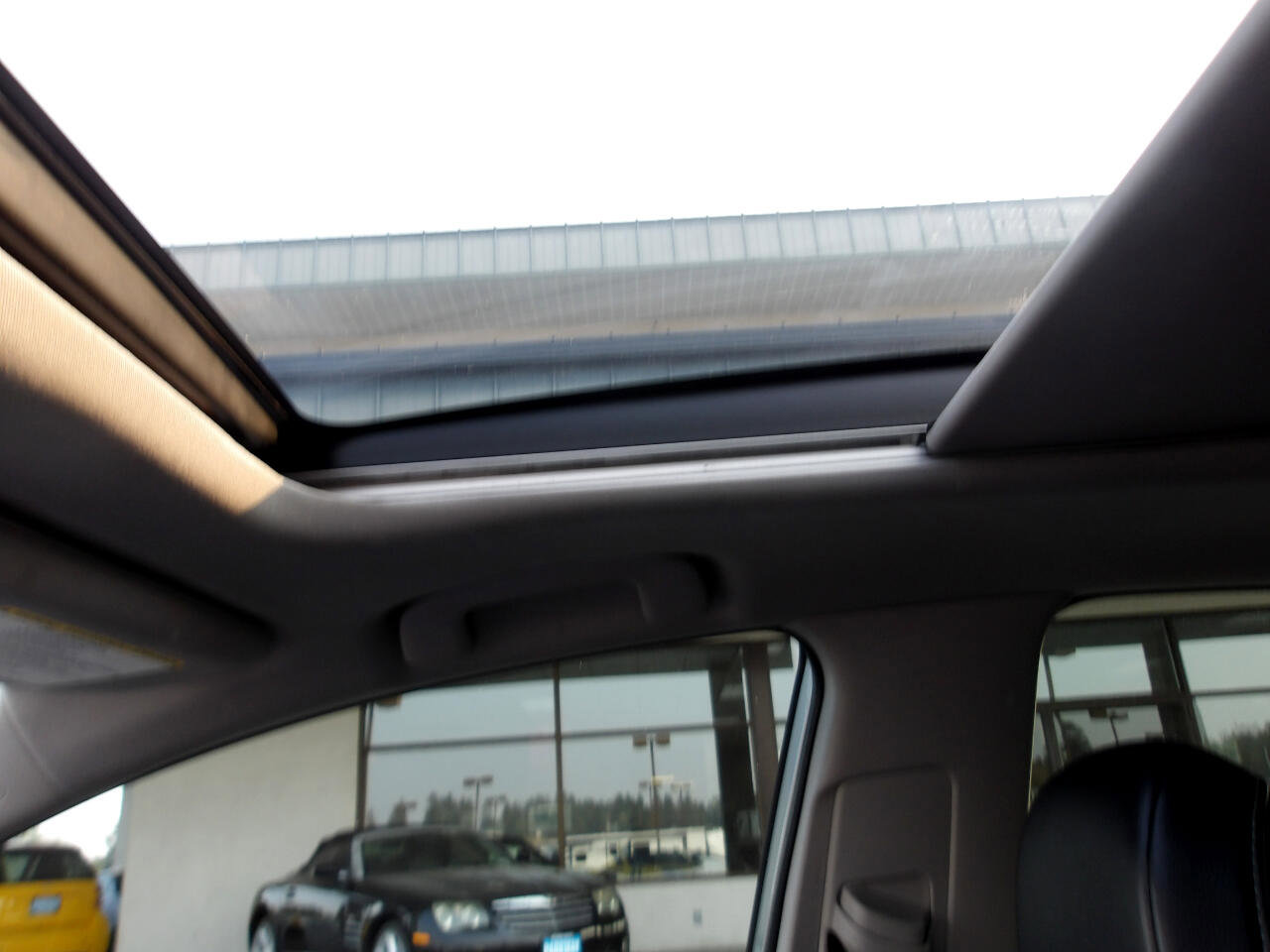 Used 2021 Toyota Camry XSE image 13