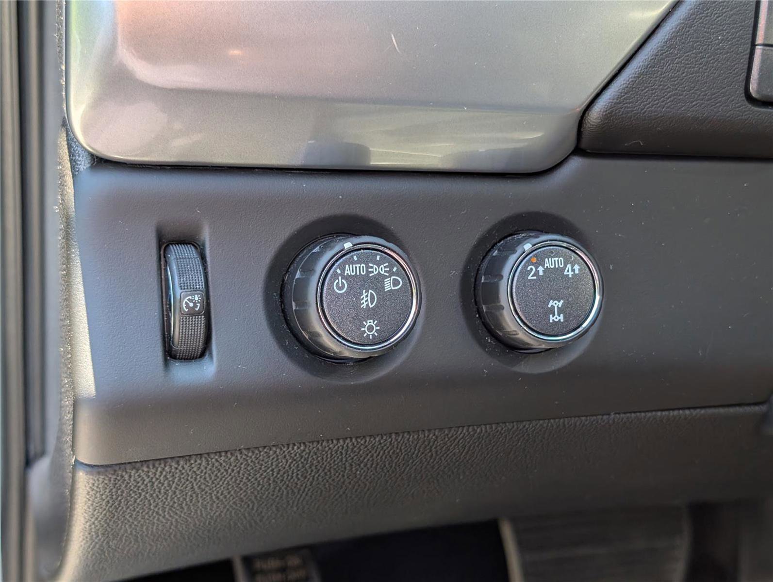 Used 2020 Chevrolet Tahoe LT AWD/4WD image 26