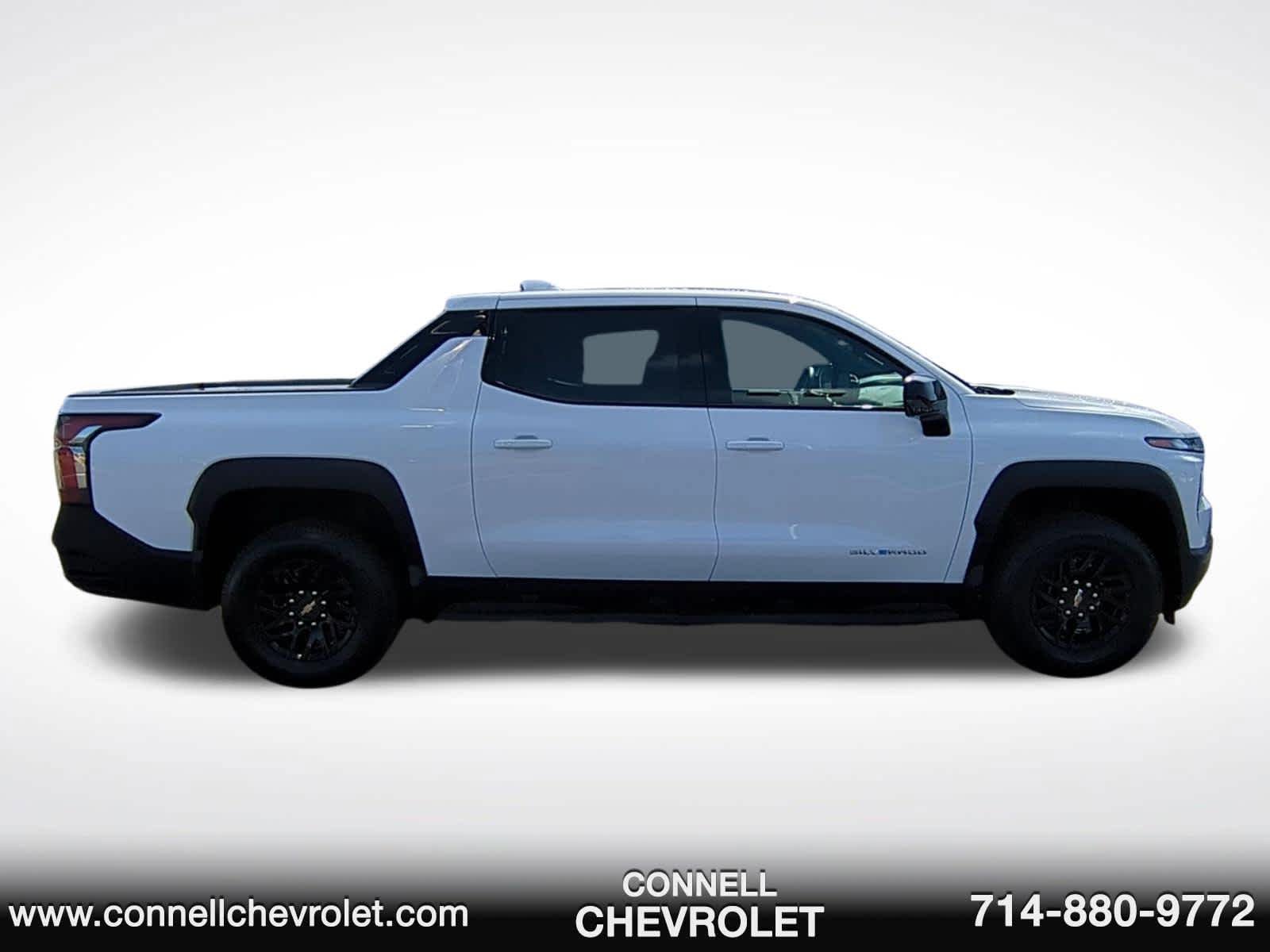 Used 2026 Chevrolet Silverado EV LT AWD/4WD image 4