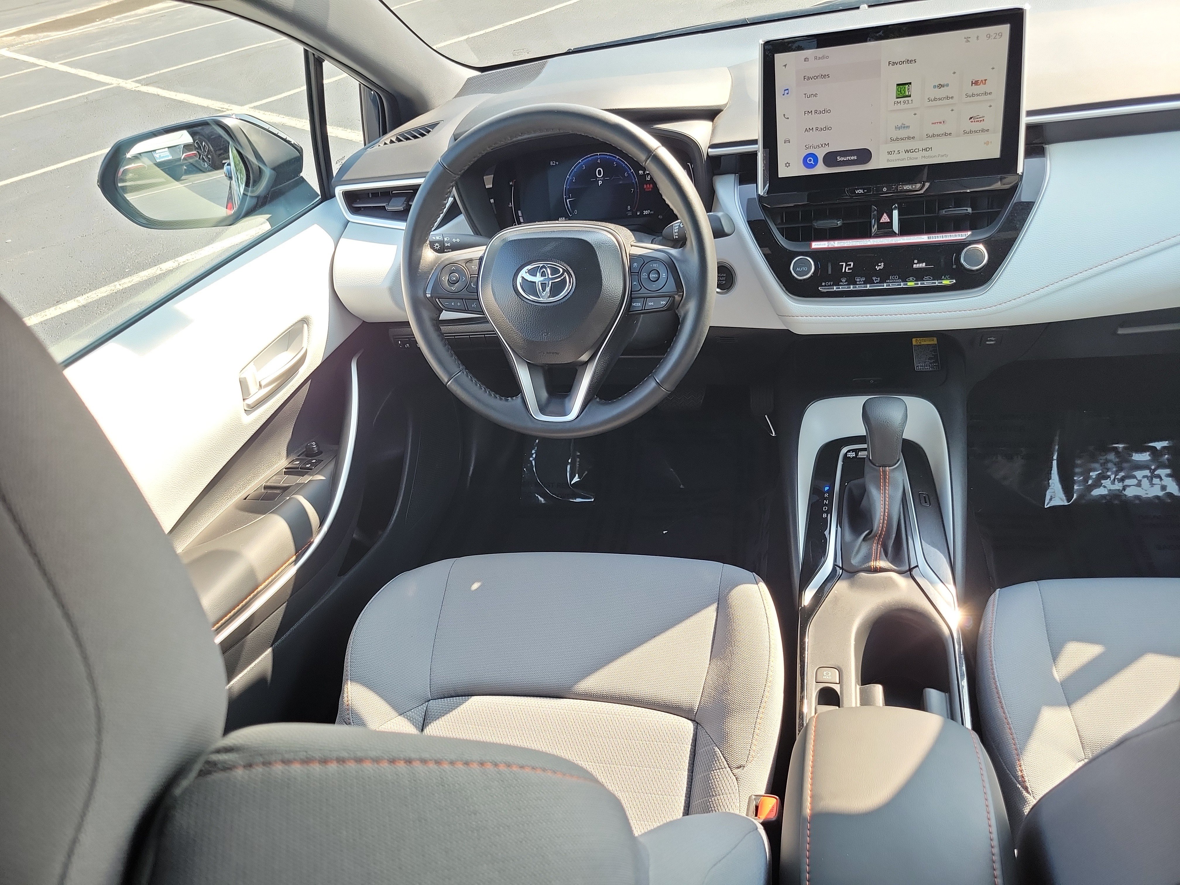 Used 2025 Toyota Corolla FX w/ Convenience Package FWD image 16
