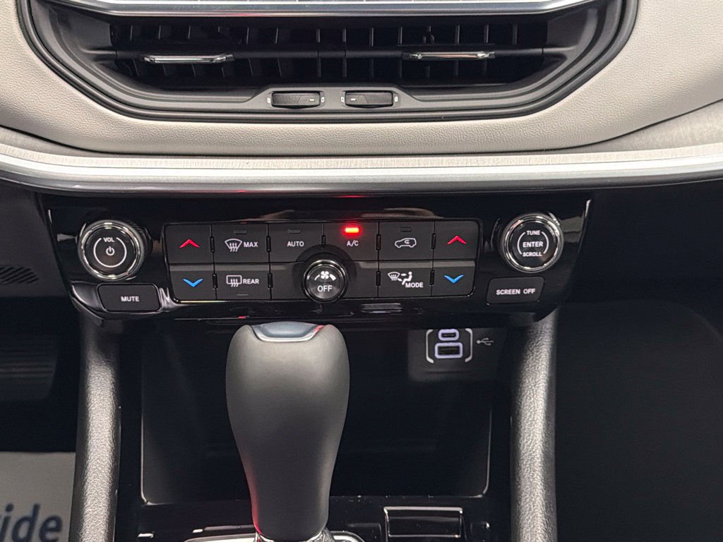 New 2026 Jeep Compass Limited AWD/4WD image 13