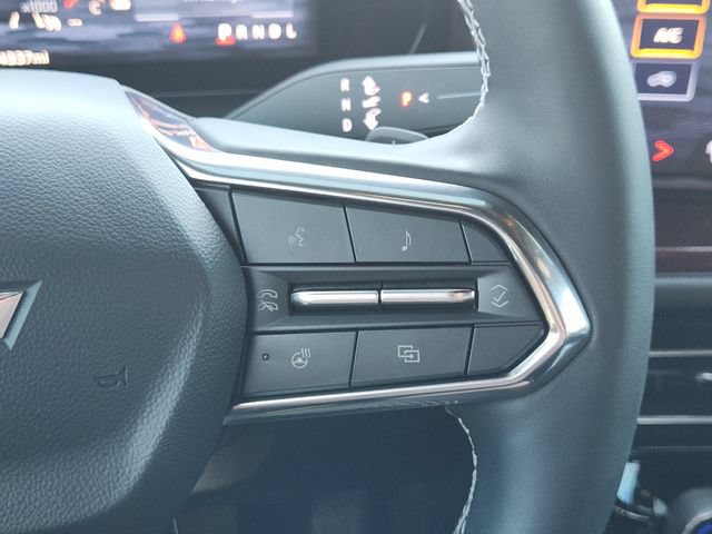 Used 2025 Chevrolet Traverse Z71 w/ Driver Confidence Package AWD/4WD image 28