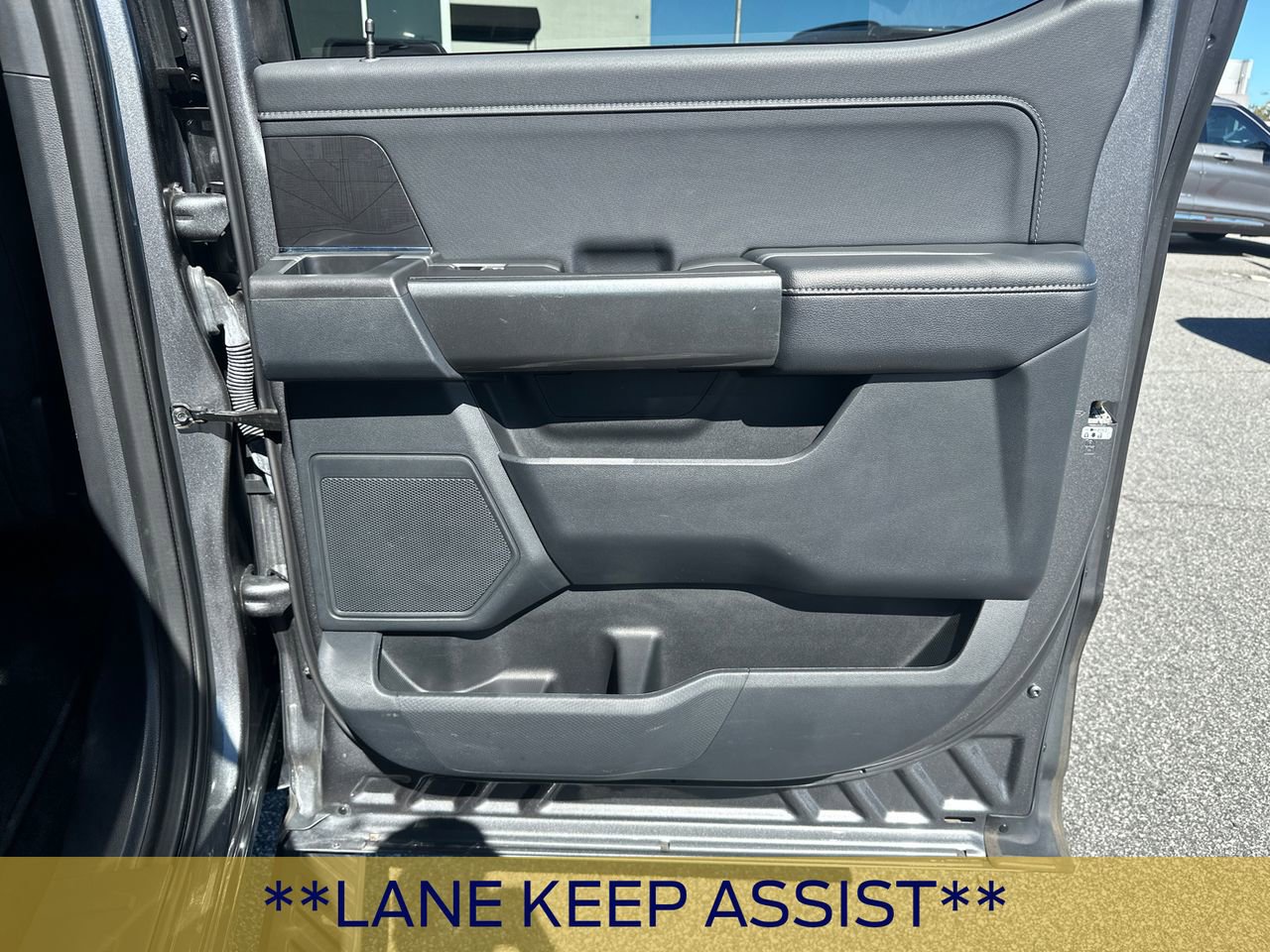 Certified 2022 Ford F150 XLT w/ Equipment Group 302A High image 18