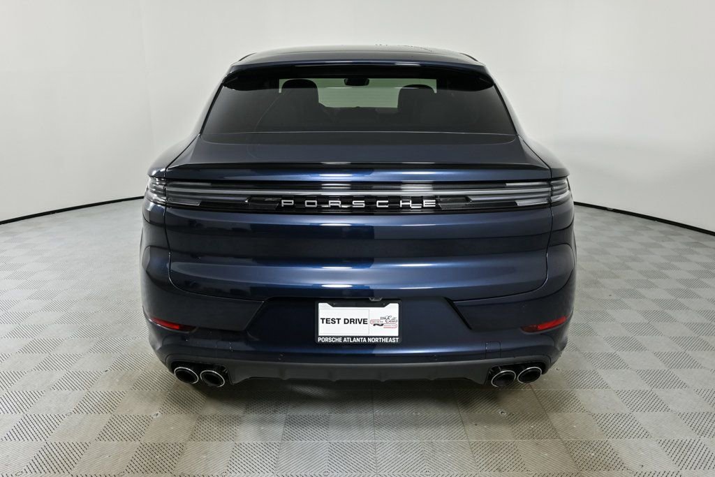 Certified 2025 Porsche Cayenne Coupe image 30