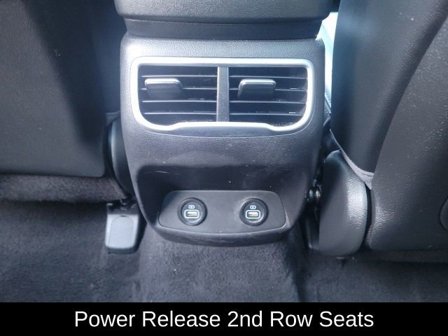 Used 2023 Hyundai Santa Fe SEL w/ Premium Package image 27