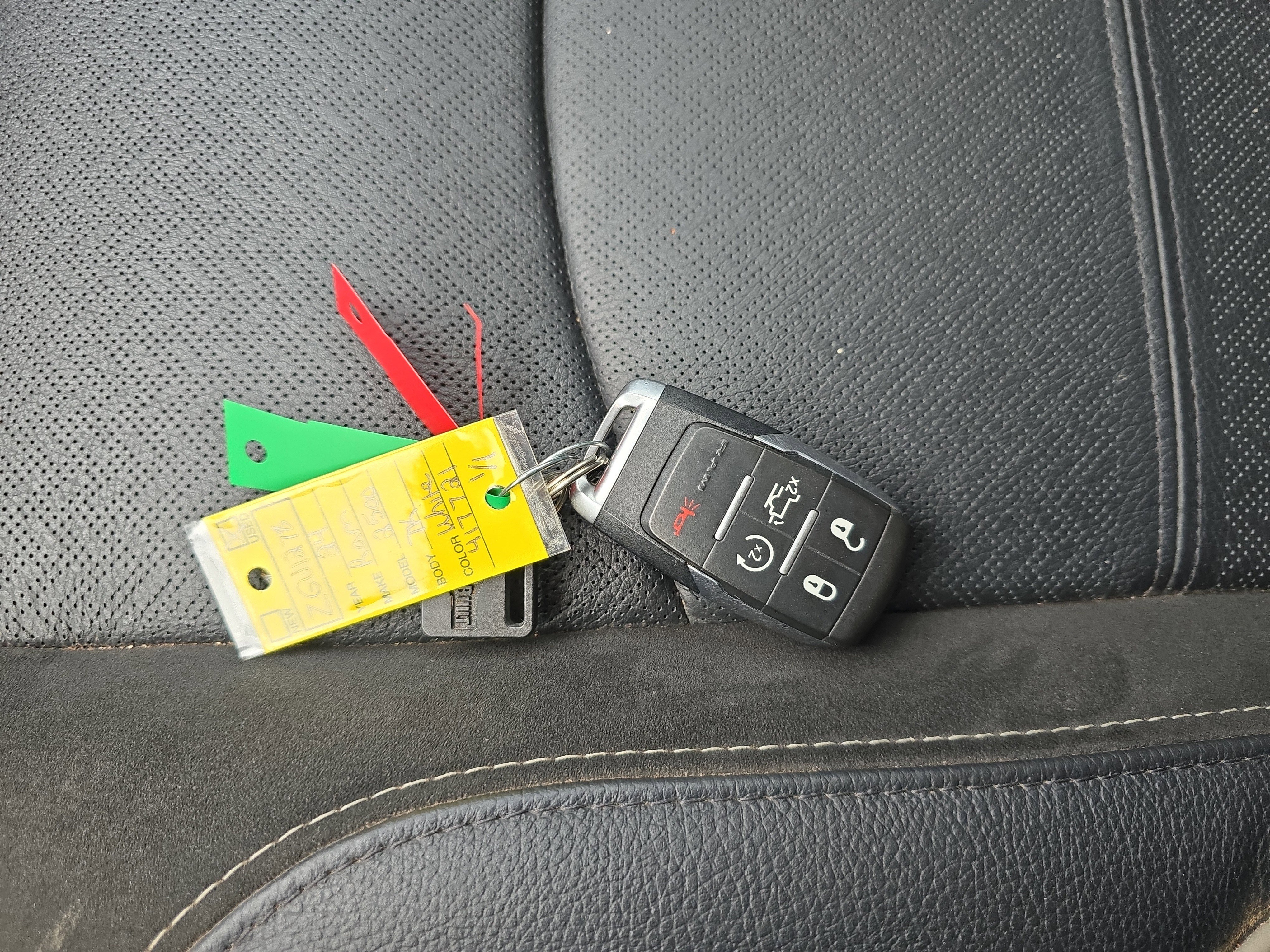 Used 2024 RAM 2500 Laramie w/ Safety Group image 38