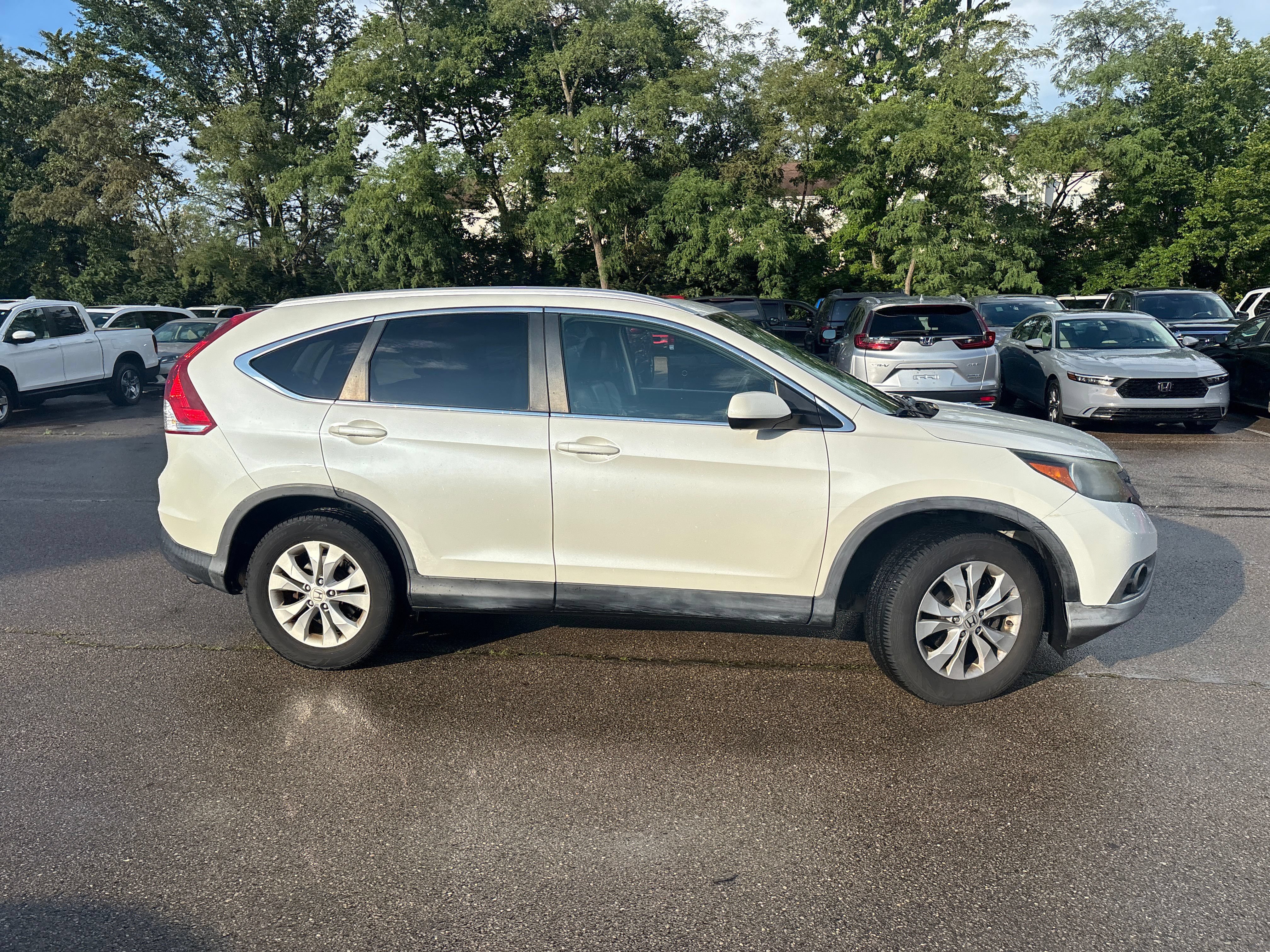 Used 2014 Honda CR-V EX-L image 16