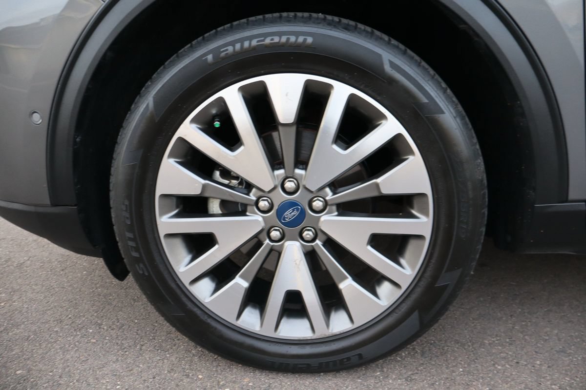 Used 2021 Ford Escape Titanium AWD/4WD image 42