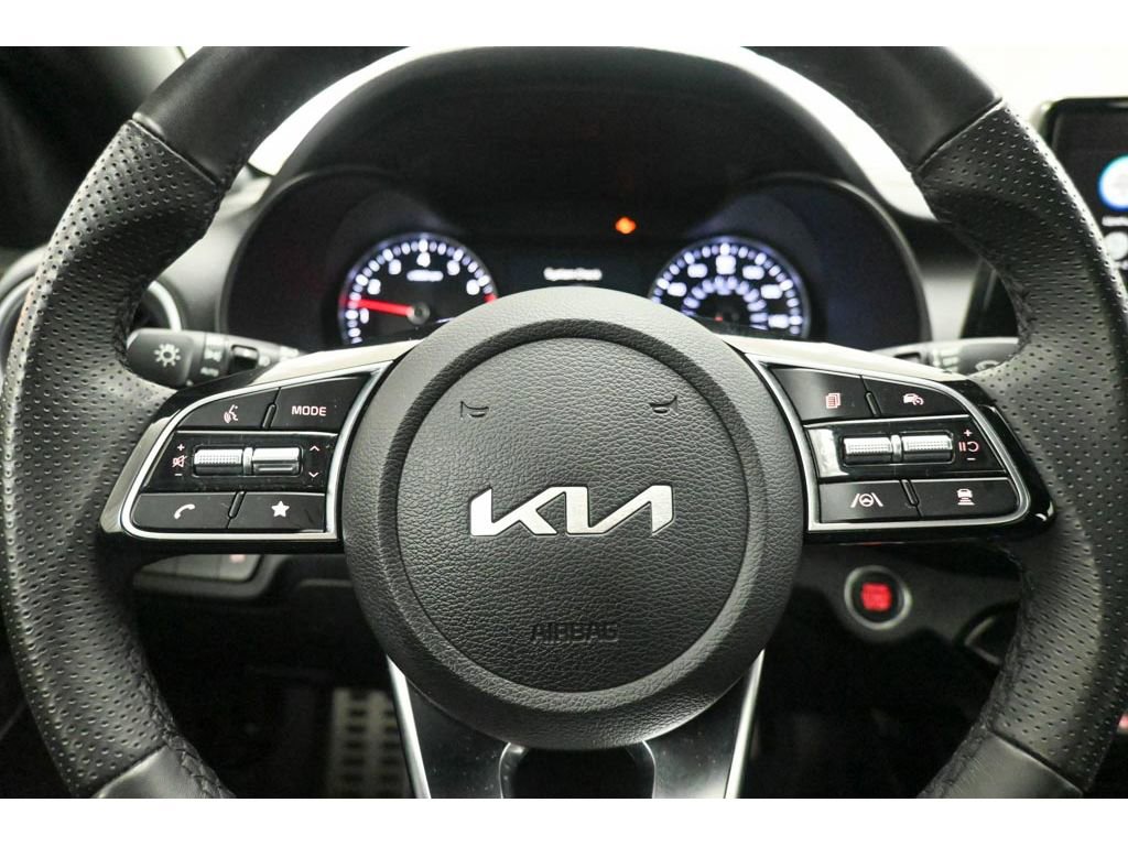 Used 2024 Kia Forte GT-Line w/ GT-Line Premium Package image 11