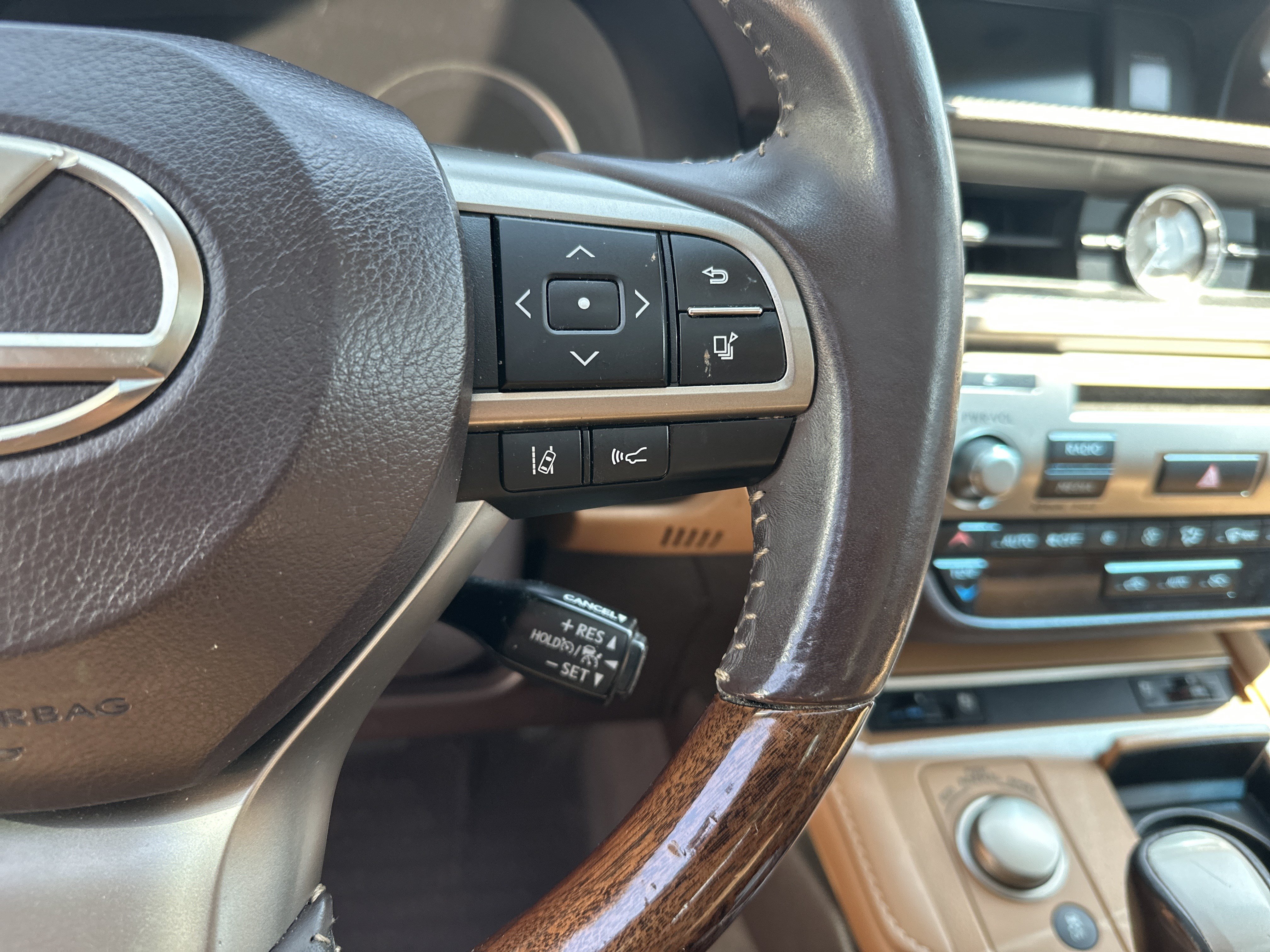 Used 2017 Lexus ES 350 w/ Premium Package FWD image 8