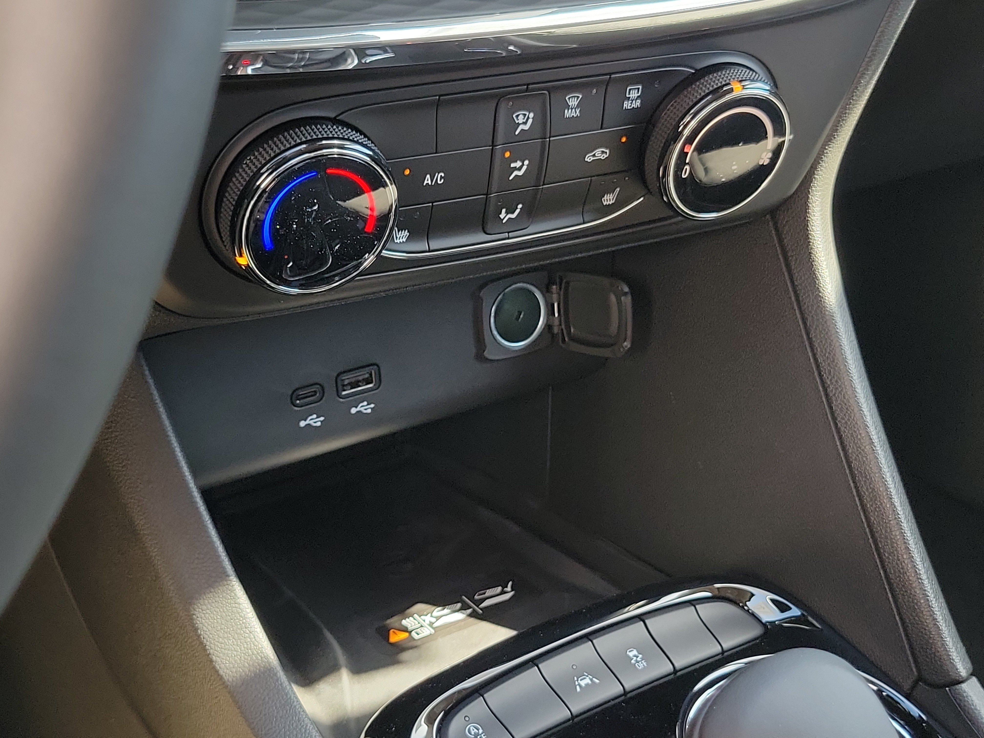 New 2026 Buick Encore GX Preferred w/ Advanced Technology Package FWD image 30